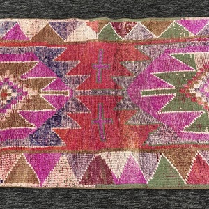 Tapis vintage, petit tapis turc de 2,8 x 9,3 pieds, tapis géométrique Herki rose arc-en-ciel - Product Image 5