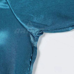 Bata de boxeo de satén Premium con capucha para entrenamiento o competición Bata de boxeo personalizable para hombres y mujeres - Product Image 5