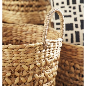 Woven <b>basket</b> with rosette pattern water hyacinth Handmade Storage <b>Basket</b> Wholesale eco-friendly Made in Vietnam - Product Image 4