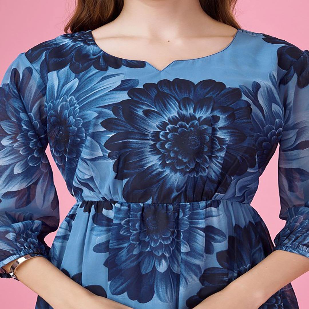 สีน้ำเงิน