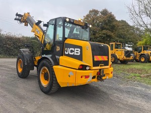 รถตักล้อยางแบบมีข้อต่อ JCB 310 พร้อมปั๊มไฮดรอลิก MOOG ขนาด 200 ตัน - Product Image 3