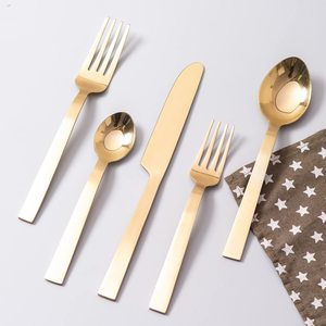Juegos de cubiertos de comida de doble tono, suministros de mesa de restaurante de Hotel baratos, cubiertos de plato, juegos de cubiertos de acero inoxidable - Product Image 2