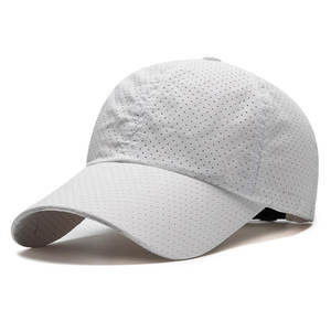 Casquette de baseball de haute qualité avec logo brodé en 3D personnalisé pour hommes Casquette OEM à fermeture à boucle en métal à pois de style de rue - Product Image 5