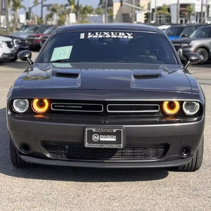 Dodge Challenger SXT 2015 - Product Image 1