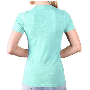 Camisetas de mujer ligeras casuales lisas con cuello en V profundo al por mayor de diseño internacional - Product Image 5