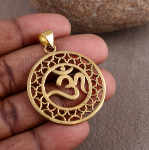 2024 Trendy Aum Om Designer 18K Latón chapado en oro macizo meditación colgante collar religioso espiritual niños esterlina - Product Image 5