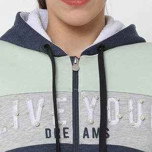 Fabricant d'équipement d'origine Survêtement personnalisé à coupe étroite pour femmes, Vêtements décontractés de dernière conception, Produit le plus vendu - Product Image 6