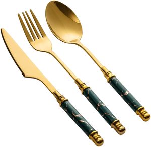 Hôtels européens Couverts Cuillère à salade et fourchette Baguettes avec manche en noyer Vaisselle en métal fabriquée en gros par le fournisseur - Product Image 4