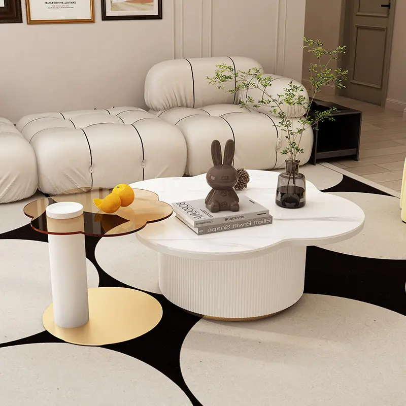 Design attrayant en forme de pétale en bois bonne peinture ensemble de table à thé ensemble de table d'appoint table basse de luxe pour le salon