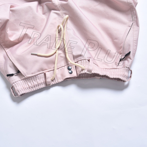 Pantalon cargo rose avec imprimé flamme noire, taille à cordon de serrage, style unisexe pour adulte - Product Image 2