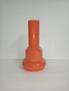 Florero de hierro y metal bellamente diseñado con detalles antiguos hechos a mano para una declaración de decoración floral de inspiración vintage - Product Image 4