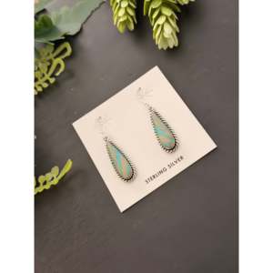 Pendientes Colgantes Hechos a Mano en Estilo Navajo con Turquesa Royston y Plata de Ley, Diseño en Forma de Gota de Agua - Product Image 4