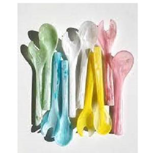 Servidor de ensalada de resina de estilos clásicos y nuevos, cuchara de ensalada desechable, herramientas de pulido de espejo para uso en fiestas de cocina, características sostenibles - Product Image 3