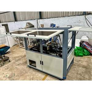 Aim Technologies 2000BPH Máquina de soplado de botellas para mascotas Producción eficiente de plástico - Product Image 1