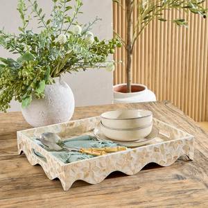 Bandeja Decorativa de Nácar con Borde Rectangular en Tono Marfil, Bandeja de Servicio Hecha a Mano para un Estilo Elegante en el Hogar, Uso en el Comedor - Product Image 3