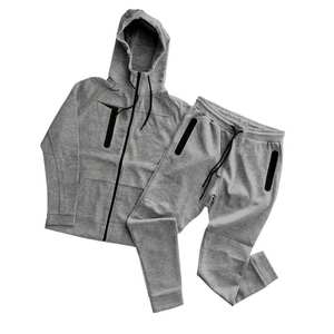 Vêtements personnalisés pour hommes Ensembles de jogging noirs de haute qualité Survêtement vierge personnalisé pour entraînement Ensemble de sport pour hommes Survêtements unis pour hommes - Product Image 5