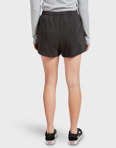 Shorts de sport pour femmes de haute qualité avec logo personnalisé, deux poches latérales et cordon de serrage pour un confort respirant et décontracté - Product Image 2
