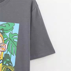 เสื้อยืดกีฬาผู้ชายแบบซับลิเมชั่น ผ้าโพลีเอสเตอร์/คอตตอน ผสมผสาน ระบายอากาศ แห้งเร็ว รับสั่งพิมพ์ลายตามต้องการ ขายส่ง เสื้อยืดวิ่ง - Product Image 4