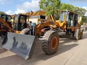 Nueva Motoniveladora XCM_G G9138 de Alta Eficiencia con Motor CAT, Diámetro de Trabajo de 29.4m, Cilindros Hidráulicos TOSHIBA, Bomba Kawasaki, Motor y Caja de Cambios - Product Image 6