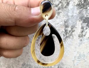 HF Crafts Boucles d'oreilles en corne de buffle polie de haute qualité pour femmes Bijoux à la mode animaux élégants - Product Image 2