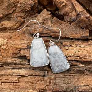 Pendientes de Howlite Hechos a Mano con Plata de Ley 925, Joyería de Moda Única, Regalo para Mujeres y Hombres - Product Image 5
