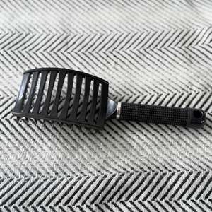 Ionic <b>Vented</b> Detangler <b>Brush</b> for Salon Use Compact Foldable Hair Massage Comb with Nylon Bristles Custom Logo Available - Product Image 2