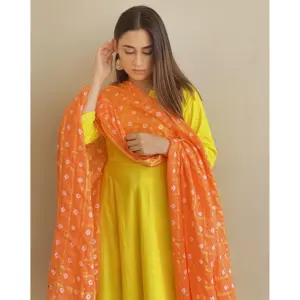 Robe maxi jaune brillante avec dupatta, robe longue élégante évasée, tenue ethnique confortable pour femmes, fabriquée en Inde - Product Image 4
