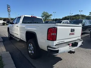 2016 GMC Sierra 3500 Denali - Product Image 3