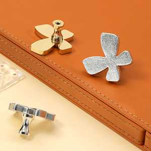 Perillas de puerta de Metal Floral dorado brillante para suministros de Hardware Exterior Interior Perillas de latón de alta calidad Suministro de Hardware rústico - Product Image 4