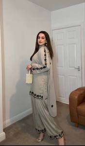 ชุดออร์แกนซ่าสไตล์อินเดียและปากีสถานสำหรับสุภาพสตรี งานปักแบบ Khatli ดีไซน์ใหม่ งานปักหนักสำหรับงานปาร์ตี้ ราคาประหยัด - Product Image 6