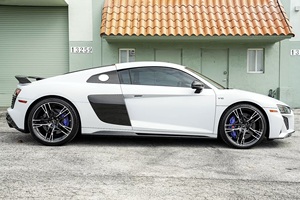 รถยนต์มือสองปี 2023 รุ่น R8 V10 Performance Quattro 5.2L - ซูเปอร์คาร์ไมล์น้อย แพ็คเกจคาร์บอนไฟเบอร์ - Product Image 6