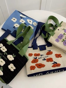 Prêt à Expédier Style Coréen Lettre 2 Sac à Main Tricoté Produit Vêtement Régional Unique - Product Image 5