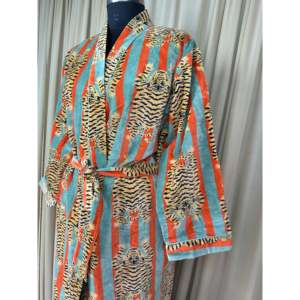 Kimono de luxe unisexe en velours, élégant, réversible, doublé coton, robe de chambre originale, veste bohème, robe de maison pour automne, hiver et Noël - Product Image 6