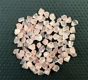 Pierres Précieuses en Quartz Rose Naturel 8-10mm Véritable Quartz Rose 8-10mm pour Fabrication de Quartz Rose, Lot de 25 Pièces - Product Image 2