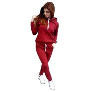 OEM & ODM Logo personnalisé Tenue de sport d'hiver pour hommes, ensemble sweat à capuche et jogging en polaire avec motif imprimé - Product Image 1