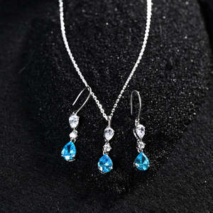 Ensemble de boucles d'oreilles pendantes en argent sterling 925 avec diamant en forme de poire pour les occasions de mariage - Product Image 3