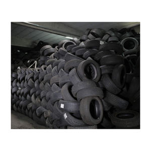 Pneus usagés au prix d'usine, préparés pour les acheteurs à fort volume de commandes recherchant une qualité durable - Product Image 2