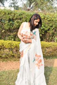 Saree Kota Doriya doux et léger fabriqué en Inde avec chemisier en soie d'art pour filles à usage décontracté disponible à la vente - Product Image 4