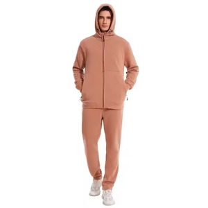Survêtements de sport d'hiver personnalisés pour hommes pour le jogging et l'entraînement à la course à pied, survêtements d'équipe fabriqués au Pakistan, vêtements de sport - Product Image 1