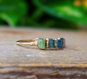 Anillo de turmalina en bruto, joyería minimalista con piedras preciosas galvanizadas - Product Image 5