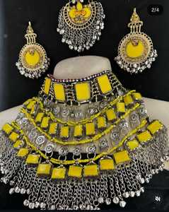 Professional Designer's Handmade 6-Piece Afghan Traditional Wedding Party Wear Set <b>Rings</b> Choker Earrings Bindi Tikka Trendy - Product Image 3