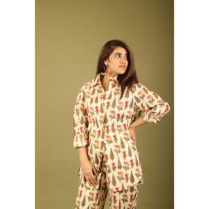 Conjunto Coordinado de Dos Piezas para Mujer Double Dandy, Tejido Suave, Estampado Floral, Manga Larga - Product Image 5