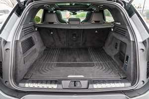 2025 Sport P635 SV Edition Two ~1 600 milles, V8 biturbo de 626 ch, transmission intégrale, non modifié - Product Image 5