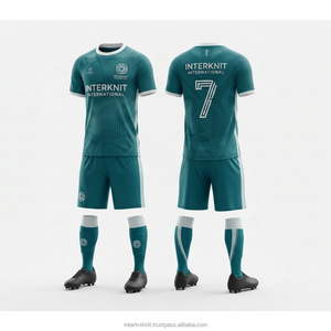 Tenues d'équipe de football personnalisées haut de gamme, ensemble maillot et short de football OEM, respirant et à séchage rapide, impression par sublimation, maillots de sport - Product Image 1