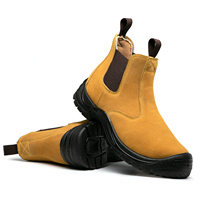 Sepatu bot kulit sapi kuning, sneaker bot keamanan versi terbaru potongan tengah tahan air untuk kerja