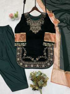 Salwar Kameez indien pakistanais en velours de créateur avec des sequins et des broderies, tenue de soirée élégante, tenue de mariage décontractée, salwar kameez - Product Image 2