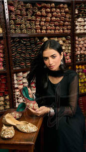 Trajes de Mujer de Alto Rendimiento en Oferta Online, Color Personalizado, Formal, Tela de Chifón de Alta Calidad, Logotipo Personalizado, Hecho en Pakistán - Product Image 6