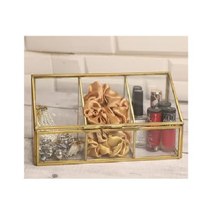 Caja de Almacenamiento de Joyas con Marco de Metal y Diseño Antiguo de Latón y Vidrio, con Dos Estantes, Organizador de Mesa, Precio Accesible - Product Image 2