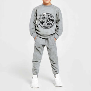 Venta al por mayor de alta calidad niños chándal de poliéster de secado rápido niños chándal Color sólido 2 piezas conjunto niños chándal - Product Image 1