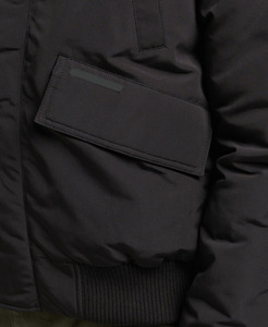 Chaqueta de Invierno Unisex de Estilo Regular, Calidad Premium, Transpirable e Impermeable, de Lona, con Logotipo Frontal, Color Sólido - Product Image 4